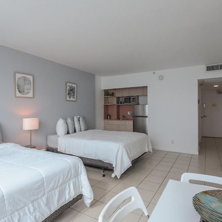 Castle Beach Suites By Vacation Media Miami Beach Eksteriør bilde