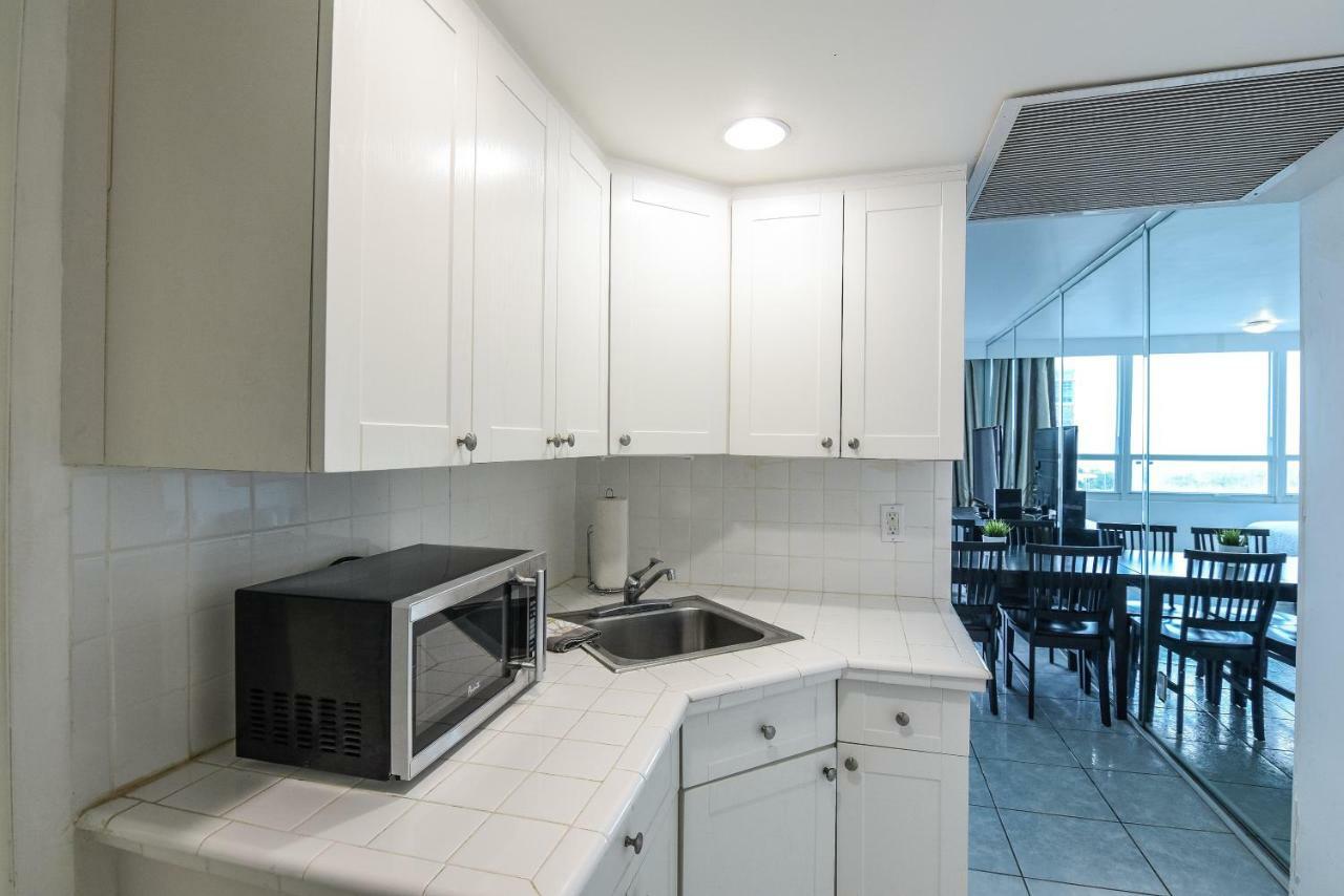 Castle Beach Suites By Vacation Media Miami Beach Eksteriør bilde